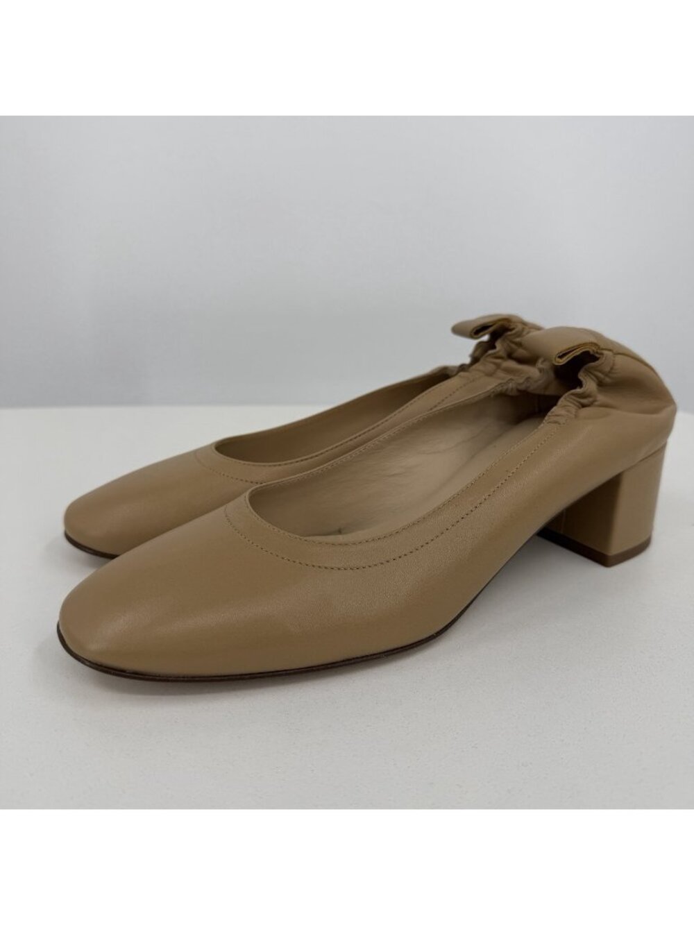 Everlane Italian Leather Day Heel Light Taupe 10 Women's Elastic Back Comfort
